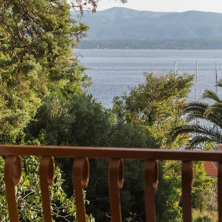 Apartman Sesna Bol Exteriér fotografie