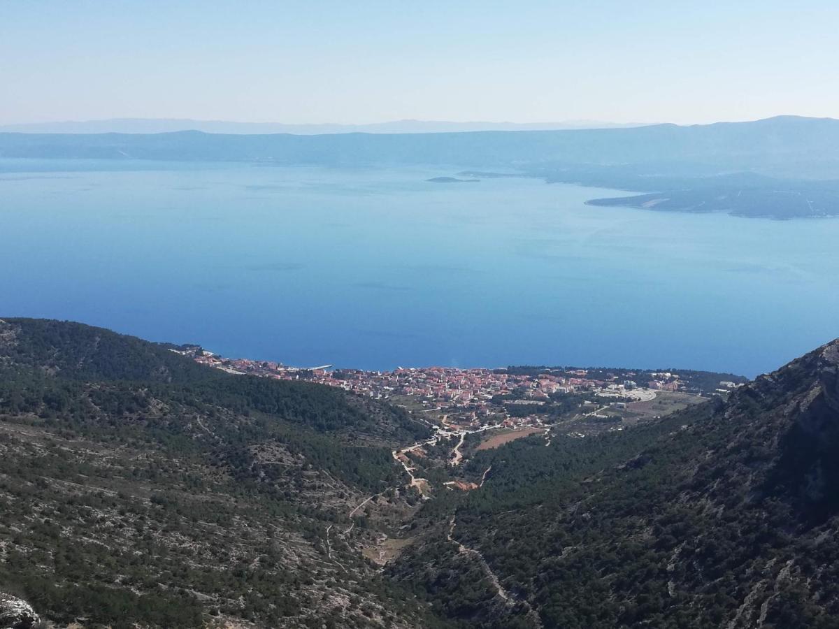 Apartman Sesna Bol Exteriér fotografie
