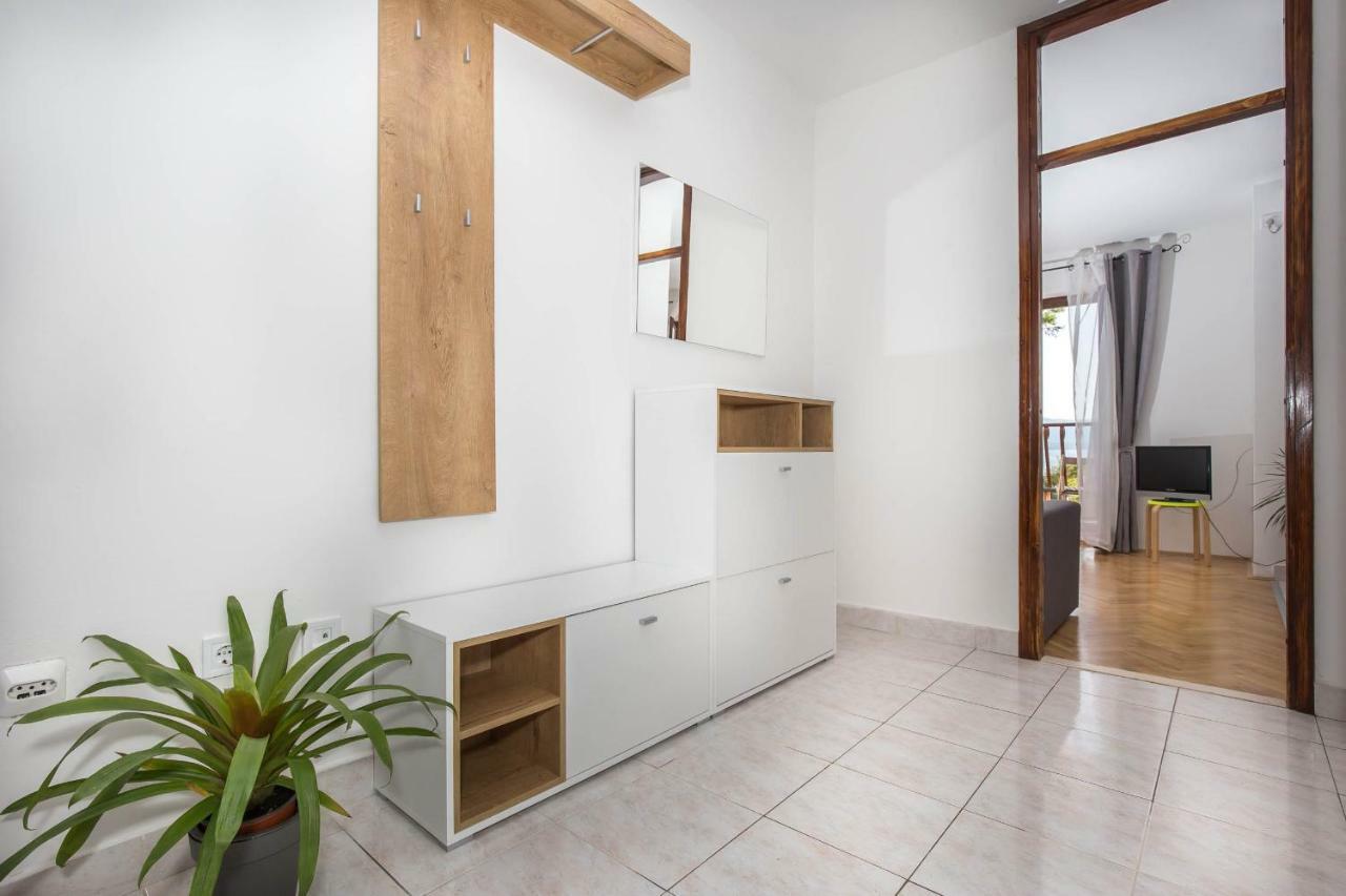Apartman Sesna Bol Exteriér fotografie