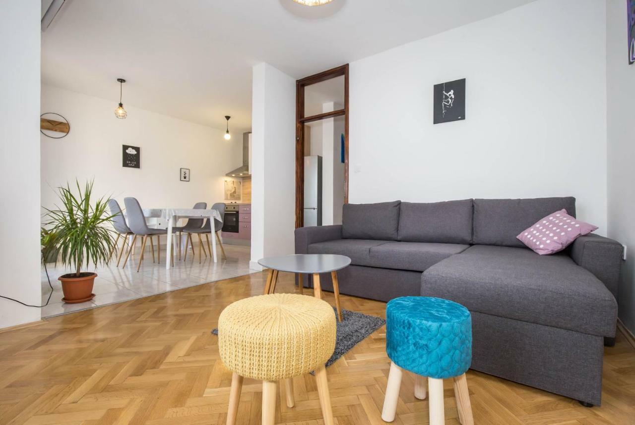 Apartman Sesna Bol Exteriér fotografie