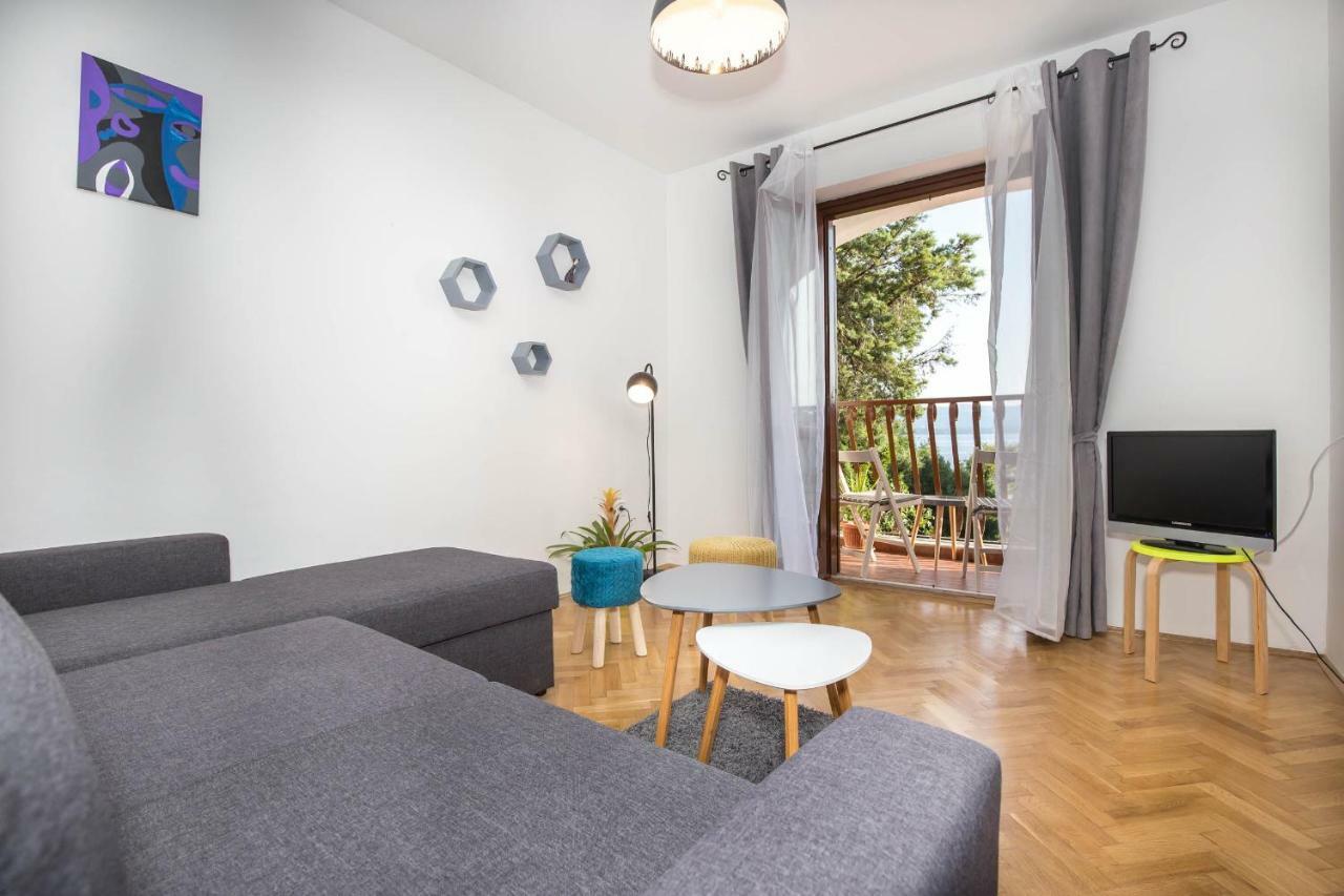 Apartman Sesna Bol Exteriér fotografie