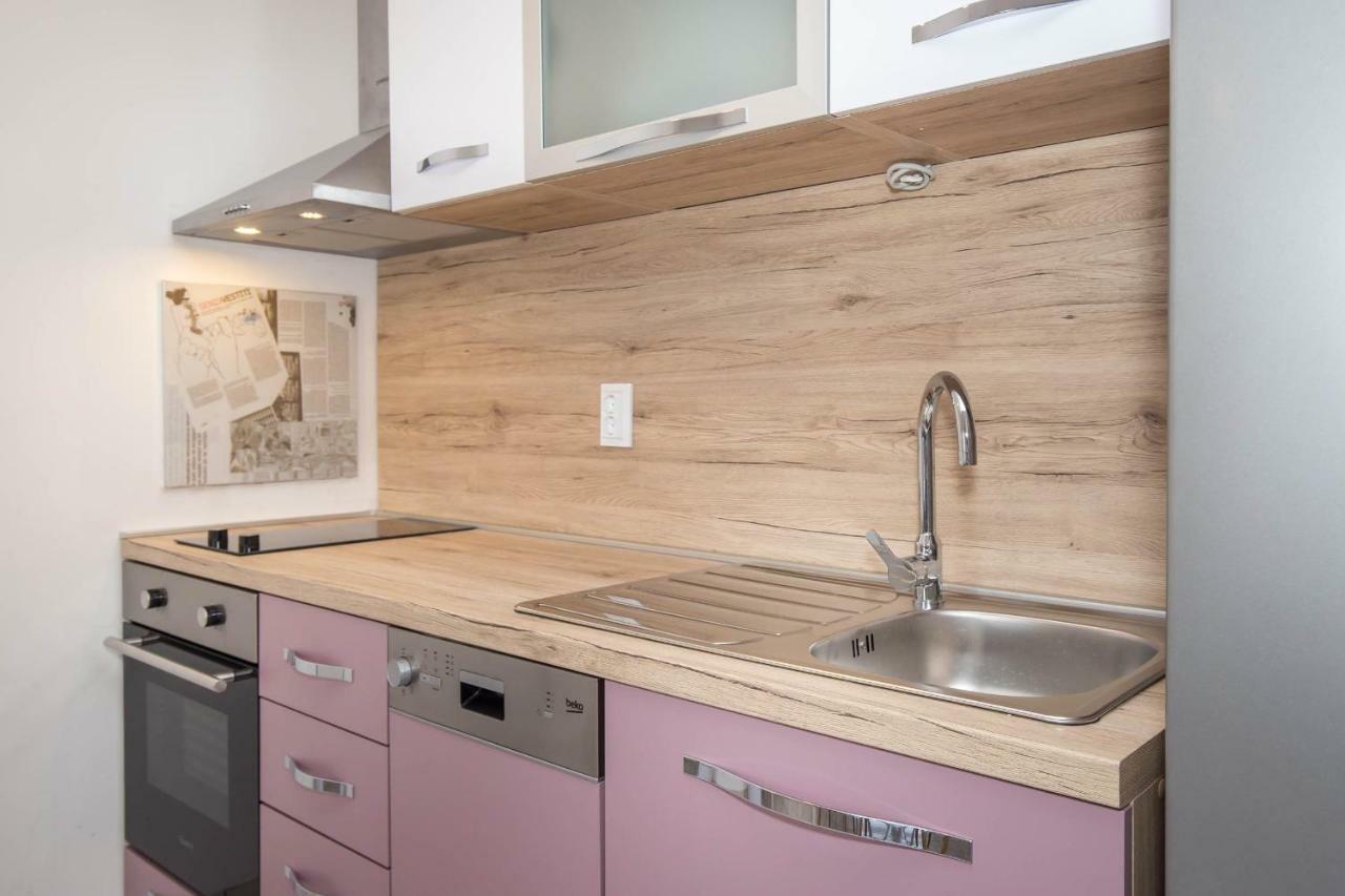 Apartman Sesna Bol Exteriér fotografie
